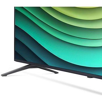 Detailansicht des Standfußes und unteren Rahmens des LG NanoCell AI NANO81 4K Smart TVs mit abstraktem grünem Muster auf dem Bildschirm.
