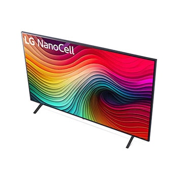Tiefwinkelansicht des LG NanoCell AI NANO81 4K Smart TVs mit Betonung auf stabile Standfußstruktur.