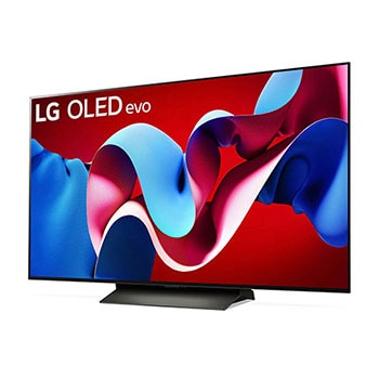 Schrägansicht von links auf den LG OLED evo AI C4 4K Smart TV mit brillanter Bilddarstellung und webOS-Branding