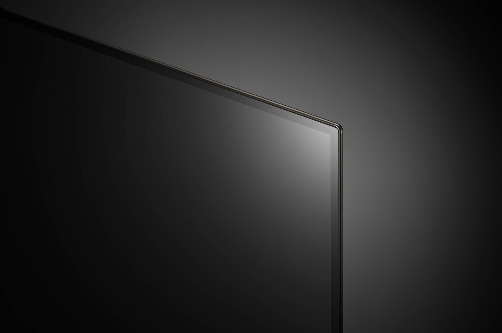 Detailaufnahme der oberen Ecke des LG OLED evo AI C4 4K Smart TV mit extrem schmalem Rahmen