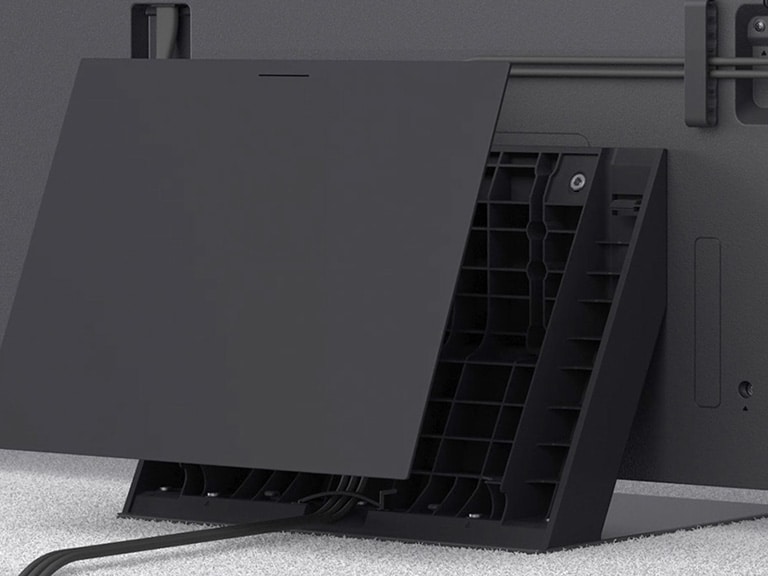 Installationsvideo zur Montage des Standfußes für den LG QNED87 AI 4K Smart TV Fernseher.