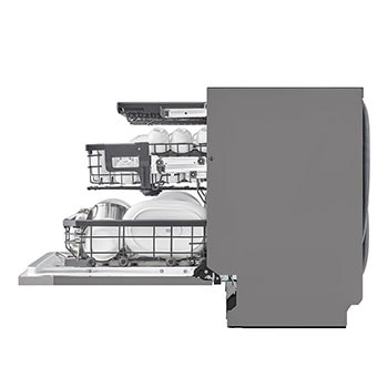 Seitenansicht mit geöffneter Tür