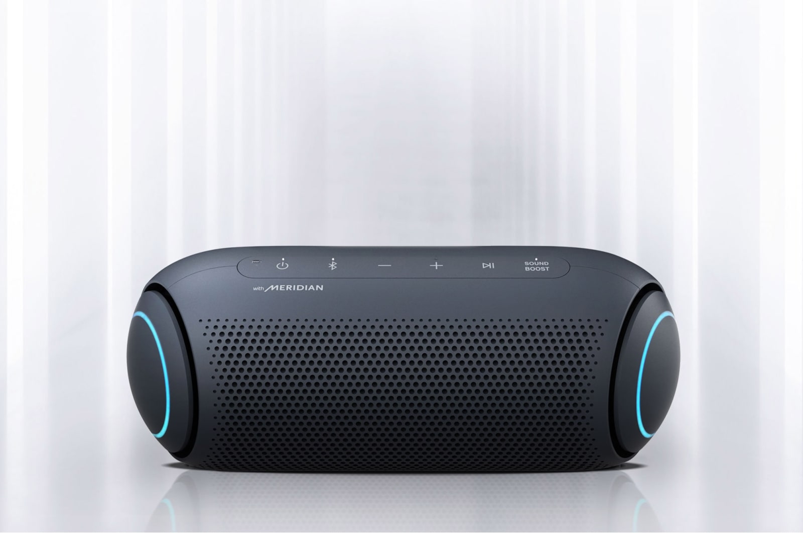 LG XBOOMGo PL5 Bluetooth Speaker, PL5