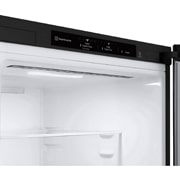 Wine rack and detail view without food