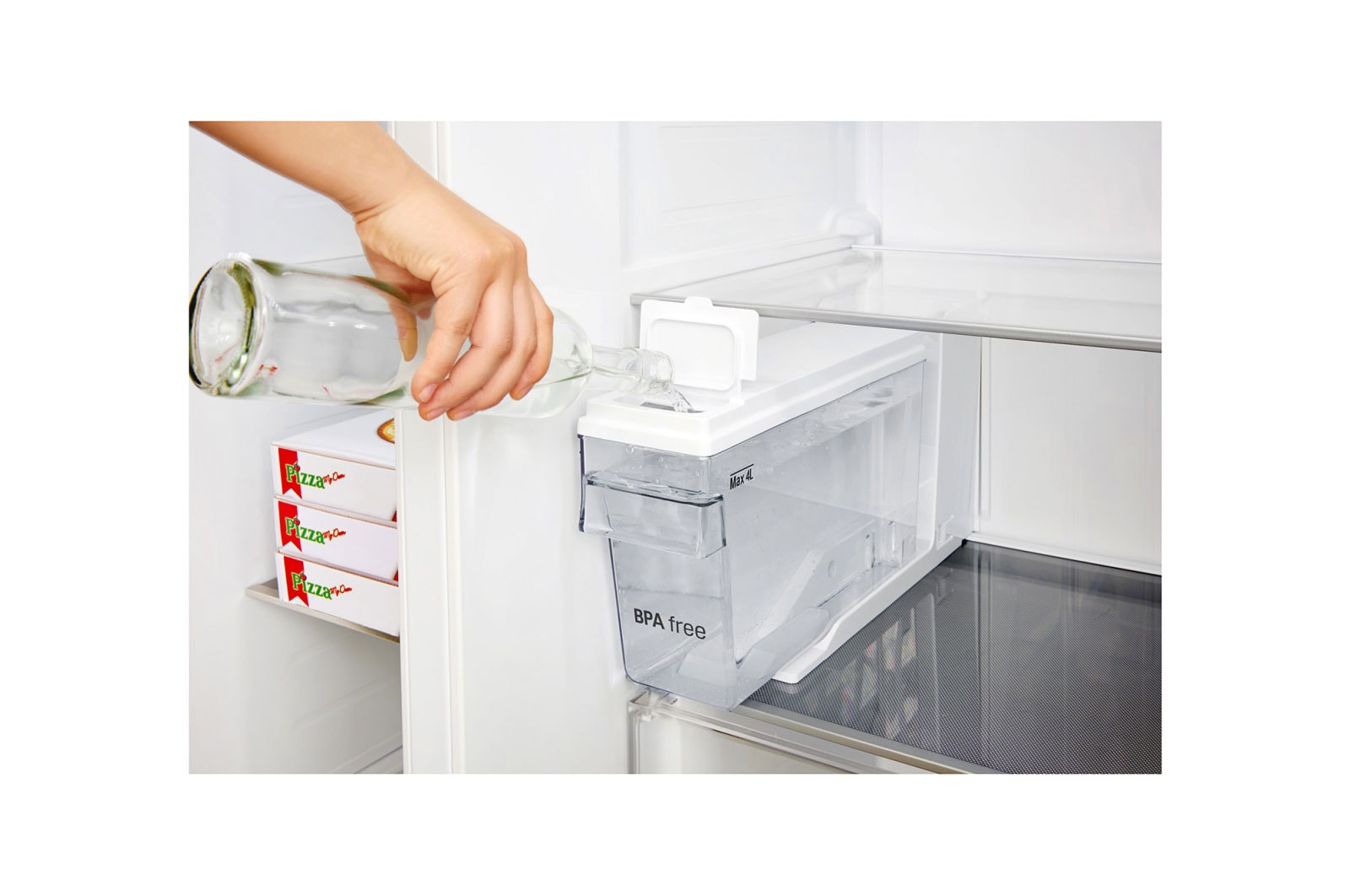 LG Side-by-Side mit Eis-, Crushed Ice- und Wasserspender | Total No Frost | Energieeffizienzklasse* A+++, GSL961NEBF