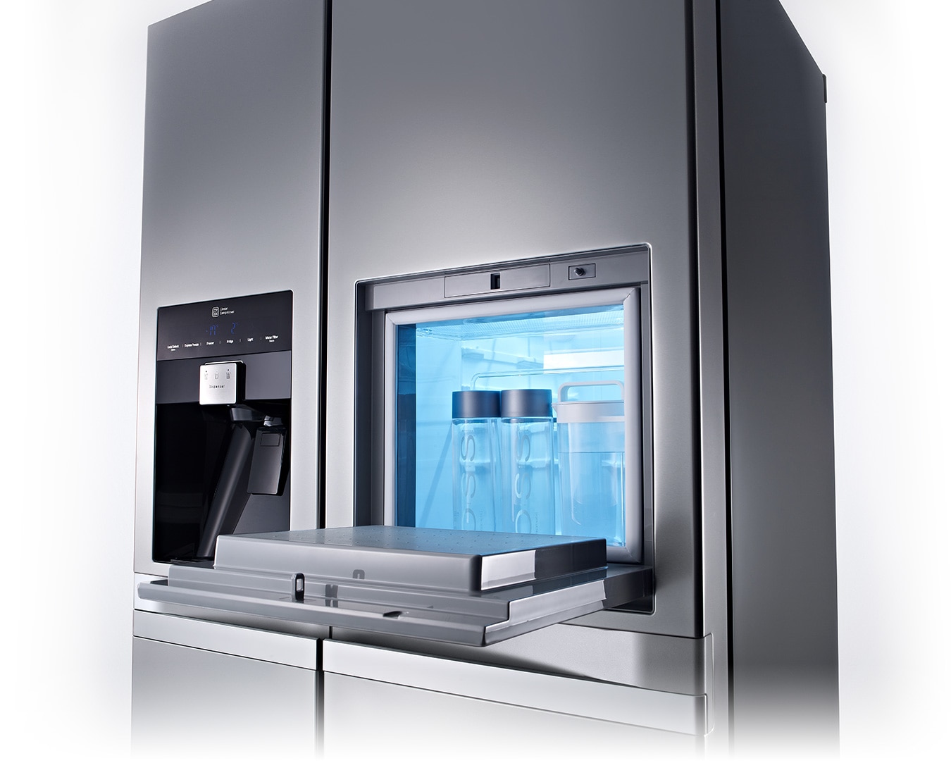 LG UND WASSERSPENDER UND ENERGIEEFFIZIENZKLASSE A++ LG Side-by-Side Kühlschrank mit integriertem Easy Open Griff, Barfach, Eis- und Wasserspender und Energieeffizienzklasse A++, GSP545PZQZ