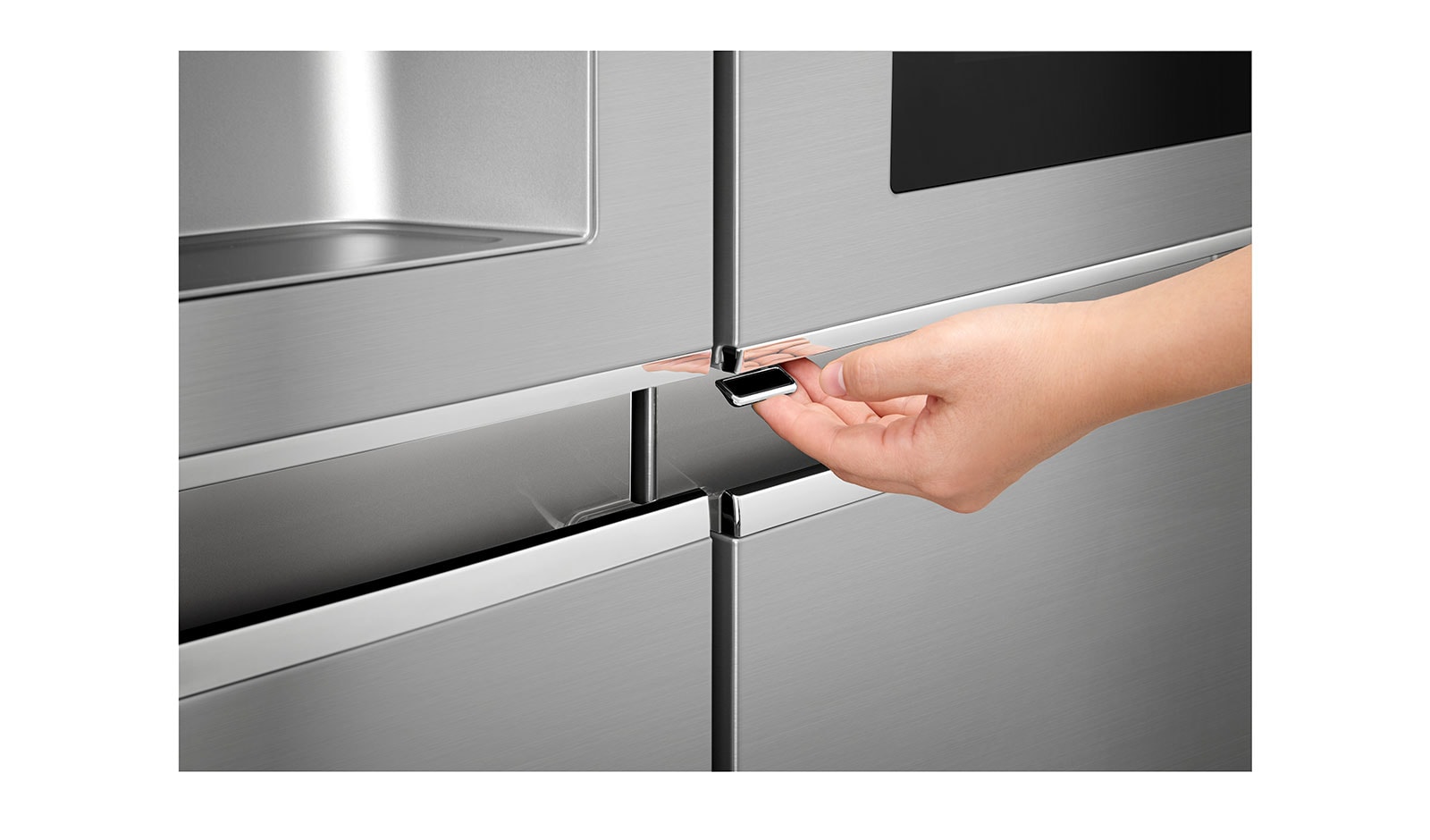 LG Side-by-Side mit InstaView Door-in-Door® | Eis-, Crushed Ice- und Wasserspender | 625 Liter Kapazität | Energieeffizienzklasse F | Festwasseranschluss | Edelstahl | GSX960NEAZ, GSX960NEAZ