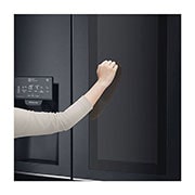LG Side-by-Side mit InstaView Door-in-Door® | Eis-, Crushed Ice- und Wasserspender | 625 Liter Kapazität | Energieeffizienzklasse F | Interner Wassertank 4L | Matte Black | GSX961MCVZ, GSX961MCVZ