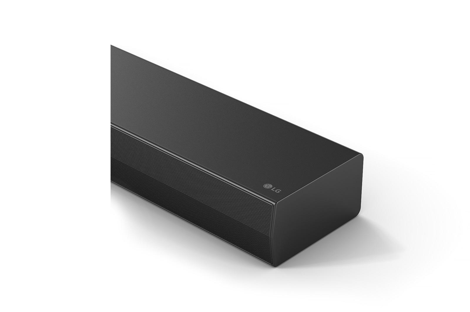 Schräge Draufansicht auf die Seitenecke der LG Soundbar DS70TY