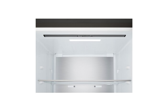 Auf der linken Seite Fleisch mit -3°C angezeigt, in der Mitte frischer Fisch mit 0°C und rechts Käse mit 2°C.