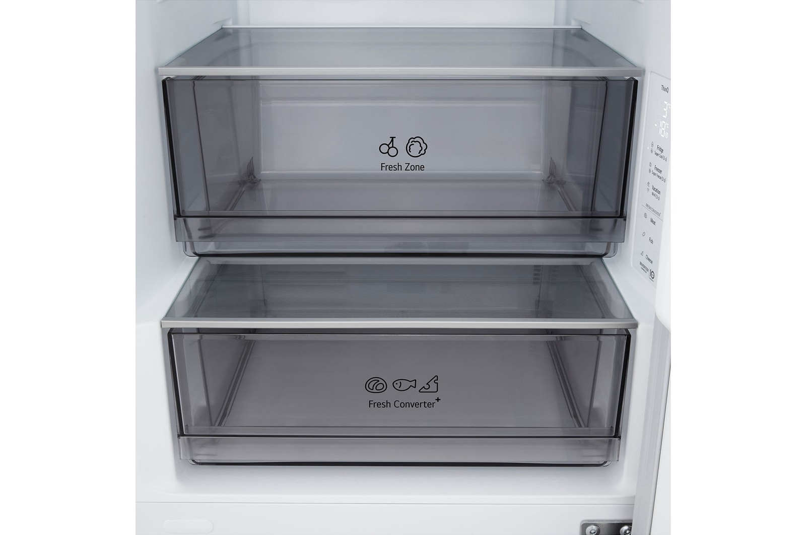 LG fridge freezer (GBBS726CPY) front view showing DoorCooling+™ vent