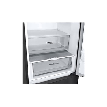 Innenaufnahme des Bottom Freezers von LG