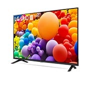 Leicht geneigte, nach links gerichtete Seitenansicht ansicht des LG UHD TV, UT80