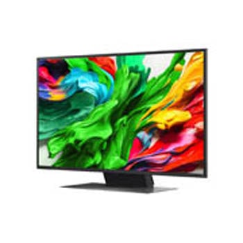 Der alpha 8 AI Processor Gen2 leuchtet orange und rosa, und bunte Lichtblitze schießen aus ihm heraus. Der Titel spricht davon, dass der Prozessor 4K-Qualität, atemberaubende Farben und Helligkeit liefert. Der Bildtext besagt, dass die NPU die neuronale Verarbeitung um das 1,7-fache und die CPU um das 1,4-fache beschleunigt.