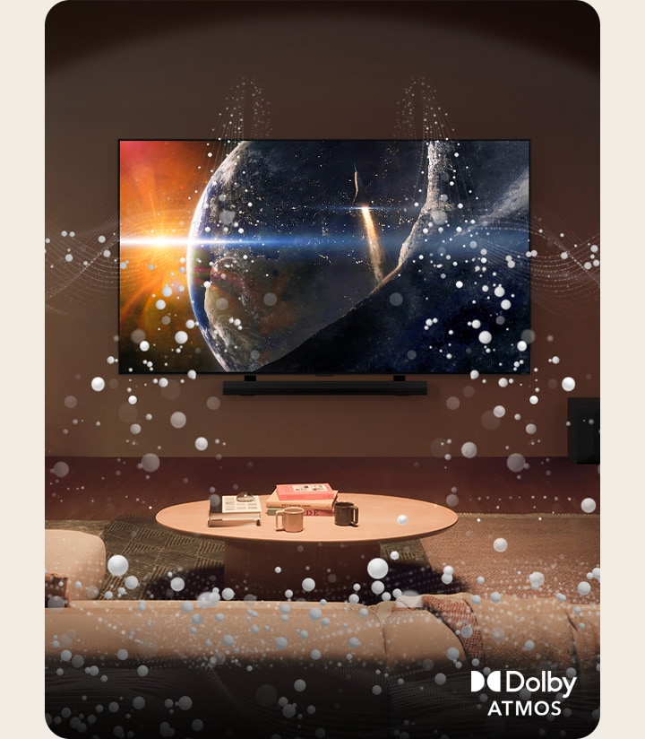 Ein Wohnzimmer mit Blick nach vorne. Eine undurchsichtige, weiße Kuppel über dem Raum und helle Kreisgrafiken umgeben den Raum. Dolby Atmos®-Logo in der unteren linken Ecke.