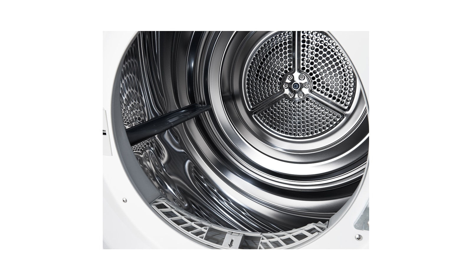 LG Trockner mit Wärmepumpen Technologie und selbstreinigenden Kondensator für gleichbleibend niedrigen Energieverbrauch. Bis zu 7 kg Fassungsvermögen., RC7055AH2Z