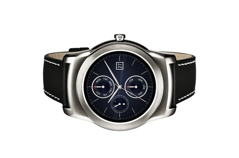 LG Smartwatch mit 1,2 GHz Quad-Core-Prozessor, 3,3 cm (1,3 Zoll) rundem Plastic-OLED-Display und Android Wear, Watch Urbane