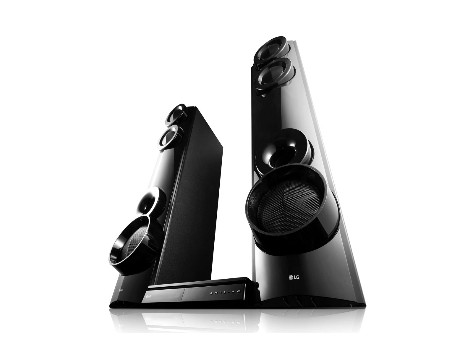 LG 3D-hjemmebiografsystem med Blu-ray™ og dvd, LHB675