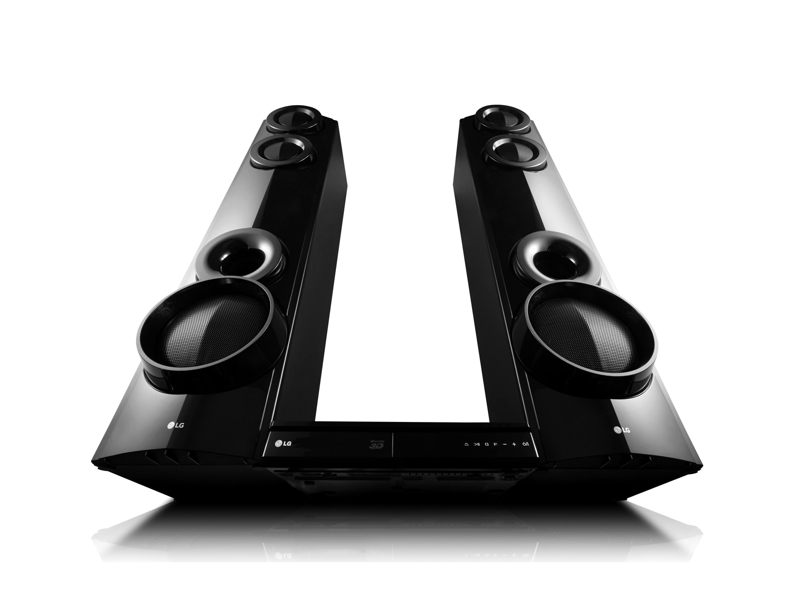 LG 3D-hjemmebiografsystem med Blu-ray™ og dvd, LHB675