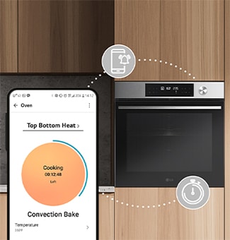 This is an image where icons expressing timers and push notification functions are connected between the smart phone and the oven.