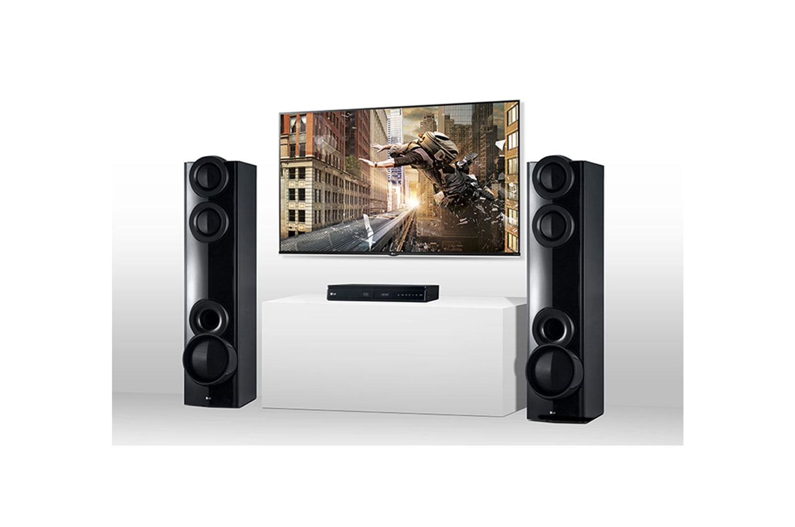 LG Home Theater with 2 Tower Speakers - LHD677, LHD677