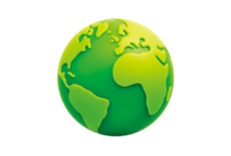 Frigorífico de puerta plana integrado en los armarios de la cocina, completando el aspecto sin juntas.