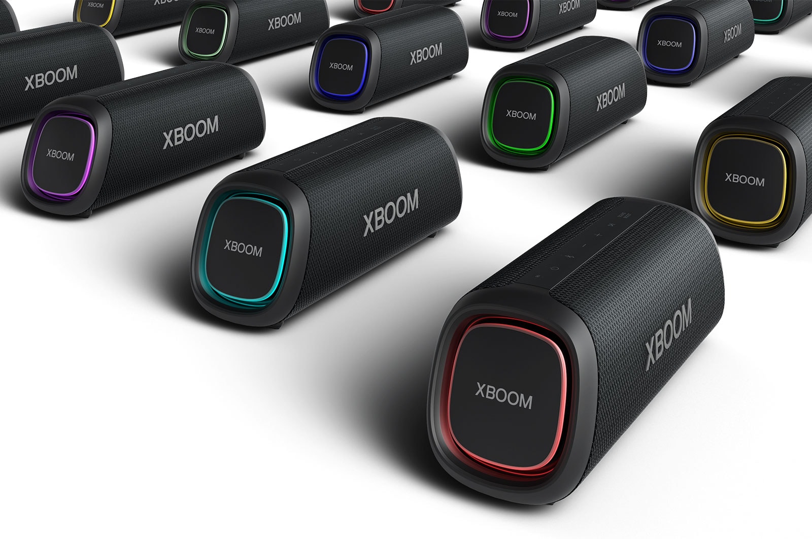 LG xboom XG7QBK - Altavoz inalámbrico, bluetooth, 40W, hasta 24h batería, resistencia IP67, Negro, XG7QBK