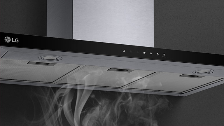 Imagen que muestra el humo siendo succionado por la campana