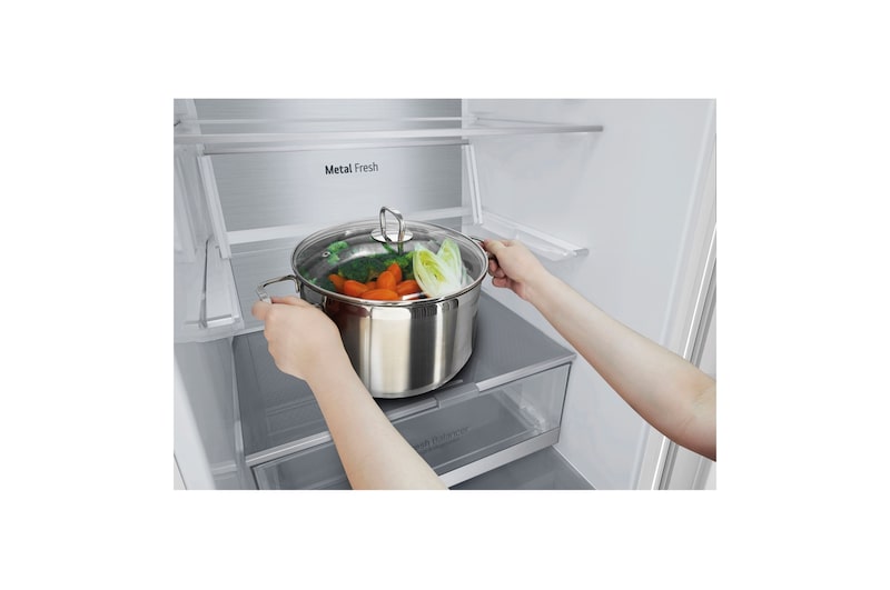 LG Frigorífico Combi 2m, Clasificación C, capacidad de 419l, blanco, serie 700, GBB72SWUCN