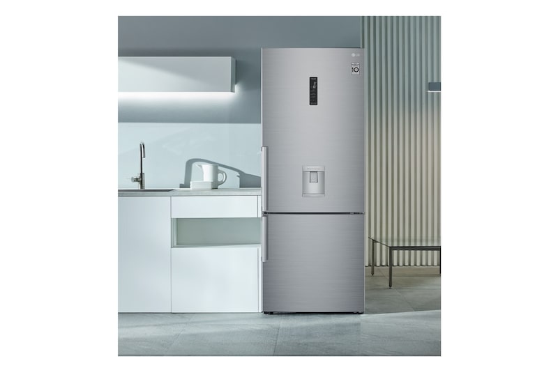 LG Frigorífico Combi 1,85m, Clasificación E,capacidad de 500l, Inox antihuellas, con dispensador de agua serie 70cm, GBF567PZCMB