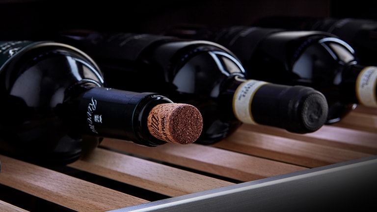 Los vinos se situan en la Vinoteca Gourmet LG SIGNATURE