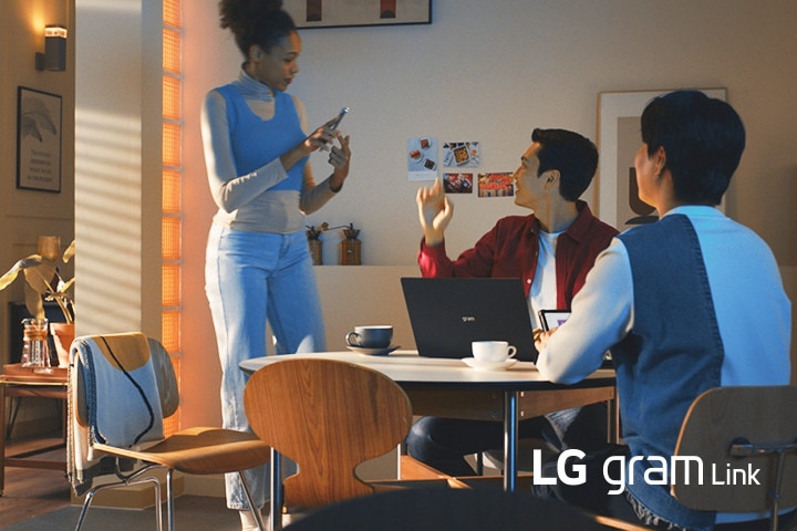 LG gram Link conecta sin fisuras hasta 10 dispositivos a la vez, incluso iOS y Android.