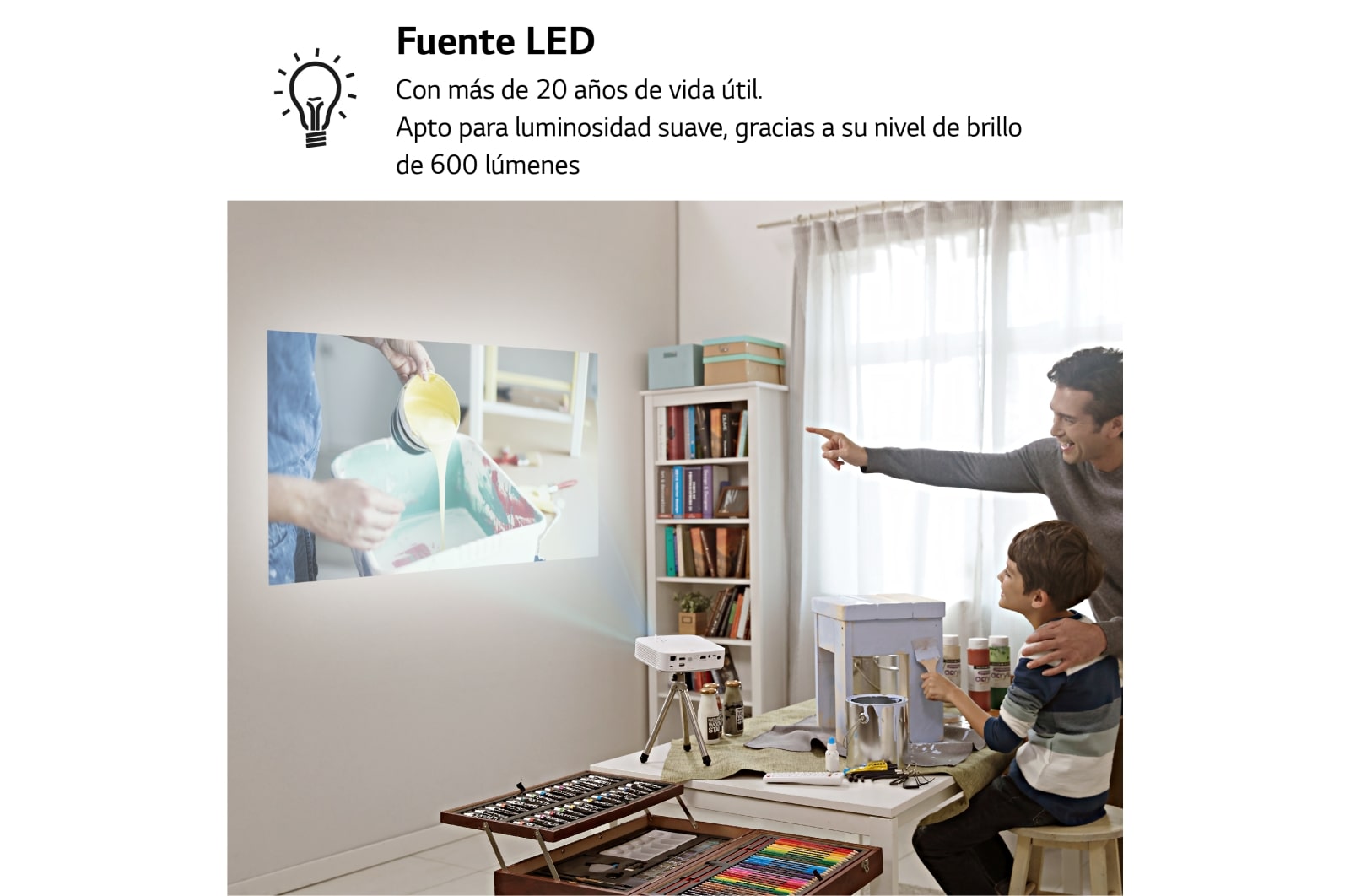 LG Proyector PF50KS - LG CineBeam con SmartTV webOS 3.5 y batería integrada (hasta 100", autonomía 2,5 horas, fuente LED, 600 lúmenes, 1920 X 1080) 100,000:1, PF50KS