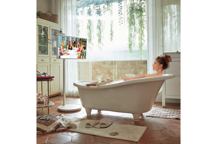 LG Outlet LG StanbyMe el único Smart TV portátil y táctil que te acompaña estés donde estés., 27ART10AKPL.OUTLET