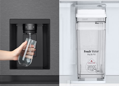 La escena de la recepción del depósito de agua y del agua del surtidor se muestra como un corte en dos partes.