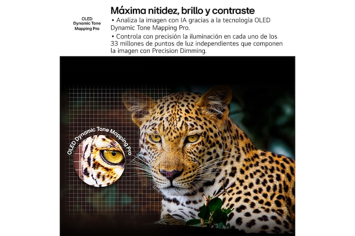 Un salón con una LG OLED TV montada en la pared. En el televisor se ve una cadena montañosa contra un cielo nocturno oscuro y lleno de estrellas. La escena está dividida por la mitad. Un lado muestra una versión más opaca y gris del paisaje denominada pantalla sin Perfect Black. El otro lado muestra una imagen más agradable con un rango más amplio y dinámico de blancos y negros. Esta pantalla está eqtiquetada como pantalla con Perfect Black. El logo de la certificación también es visible: la tecnología Perfect Black ofrece unos niveles de negro menores o iguales a 0,24 nit de hasta 500 lux.