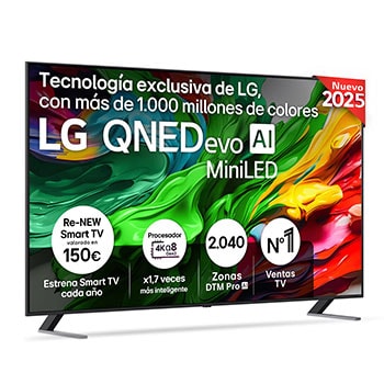 Vista lateral ligeramente inclinada hacia la derecha del televisor LG QNED evo