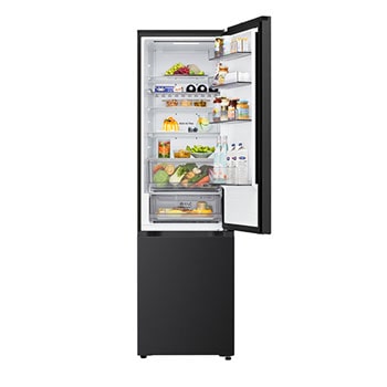 LG bottom freezer (GBBS726CEV) in living space with night city view overlaid with AI Saving Mode graphic and fluctuating energy chart
