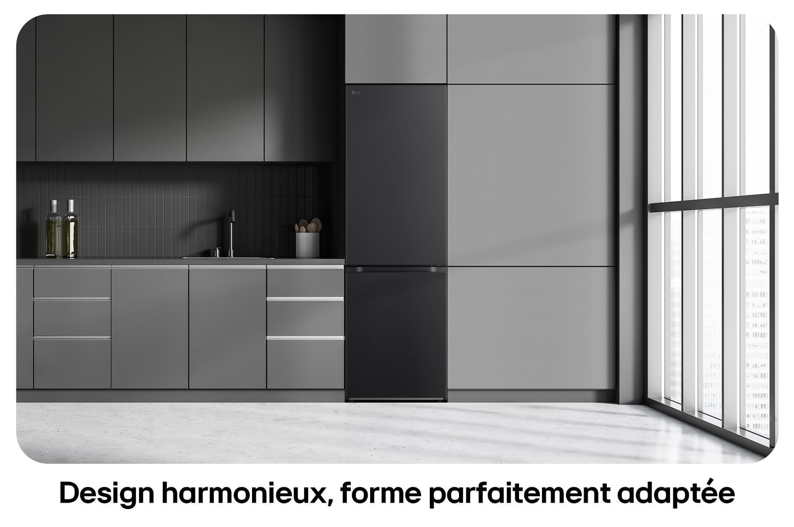 Réfrigérateur-congélateur LG GBV3100EEP noir mat, illustre le Design Modern Flat Door et l'intégration parfaite dans la cuisine moderne et sombre.
