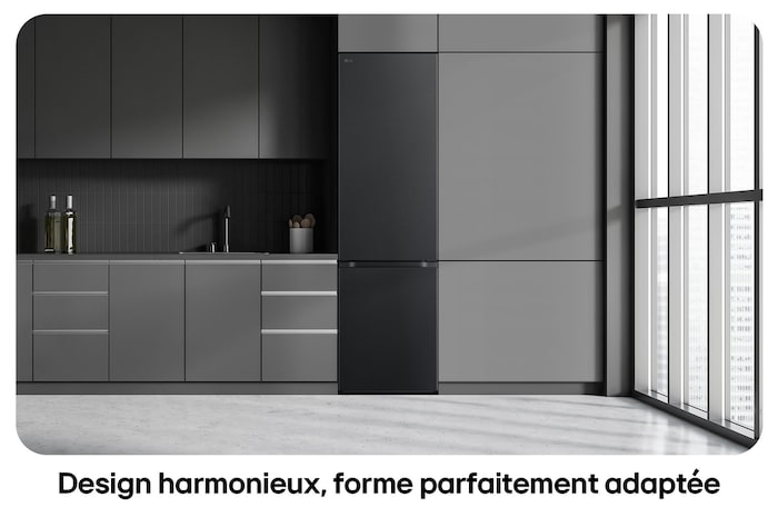 Réfrigérateur-congélateur LG GBV5240DEP noir, illustre le Design Flat Door de 203 cm et l'intégration parfaite dans la cuisine moderne et sombre.