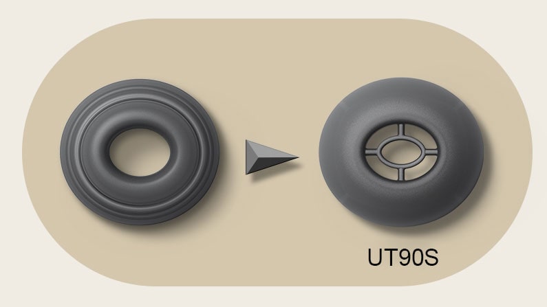 Deux embouts sont présentés. À gauche, l'embout précédent ; à droite, l'embout du T90S, qui permet de mieux isoler le bruit.