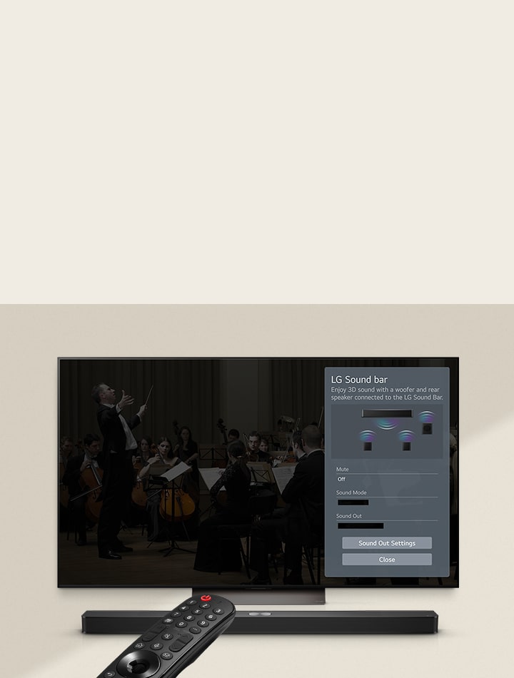 La télécommande LG pointe en direction d’une LG TV positionnée au-dessus d’une LG Soundbar. La LG TV affiche le menu de l’Interface WOW à l’écran.