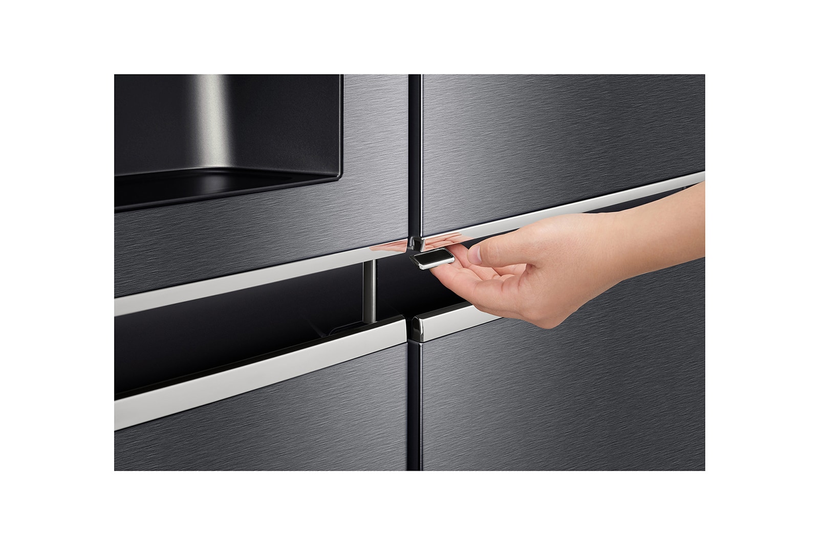 LG Réfrigérateur Américain | 625L | Door-in-Door® | Compresseur linéaire | Total No Frost | Moist Balance Crisper™ | F, LG GSJ470DIDV