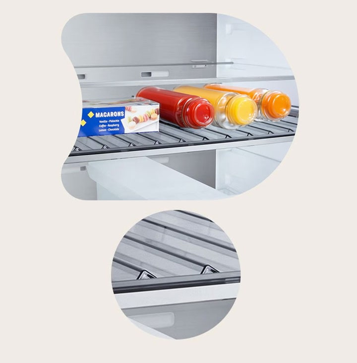 Gros plan sur le réfrigérateur congélateur LG (GBBW726AEV) d’une étagère à vin contenant quatre bouteilles et une boîte de macarons avec un design de clayette agrandie en image circulaire