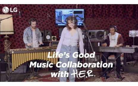 Aspiring Young Artists Make Beautiful Music Together with a Little Help from H.E.R.