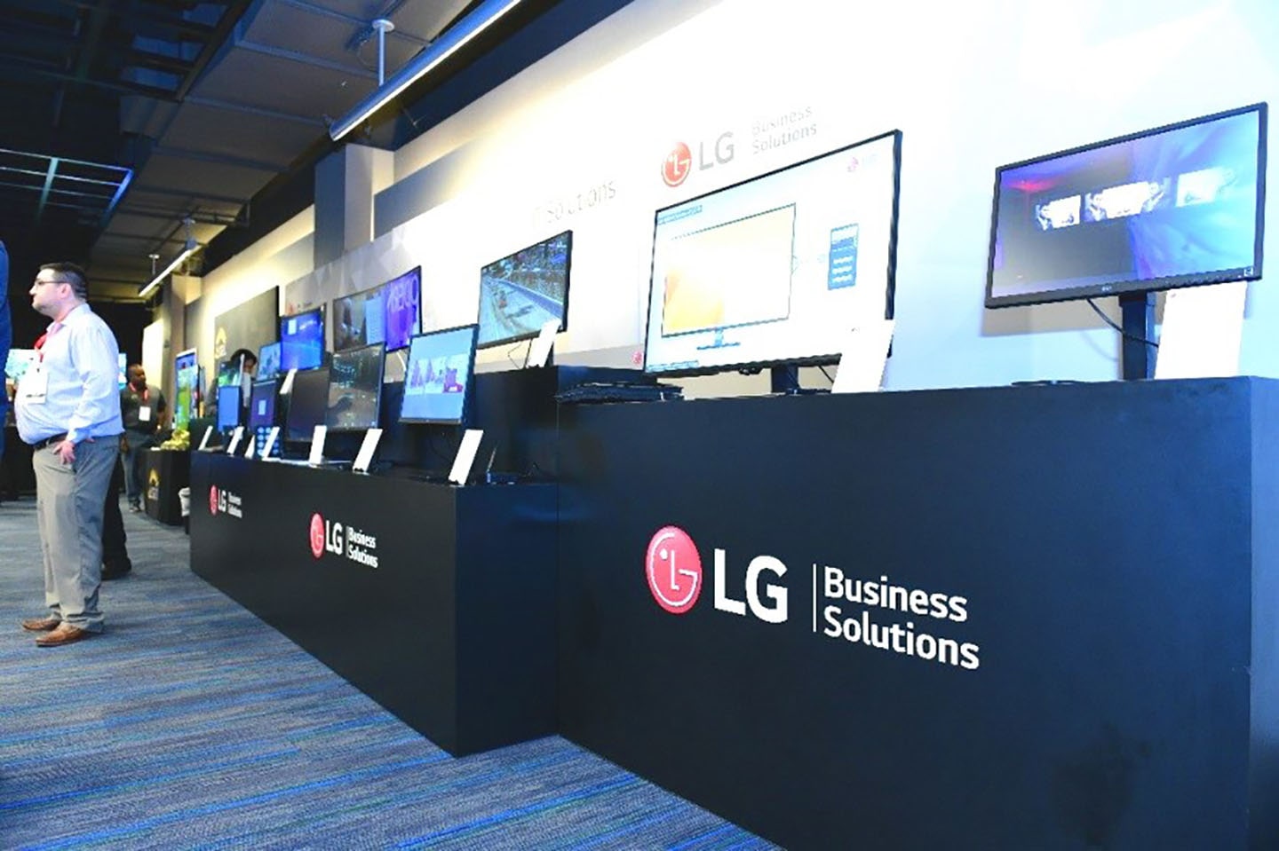 LG KICKS OFF FIVE CITY 2019 LG TECHTOUR USA