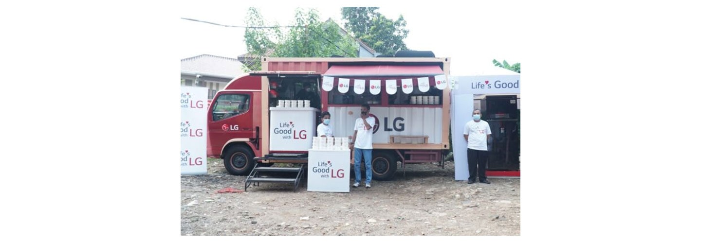 Championing Healthier Eating With Super Food Trucks