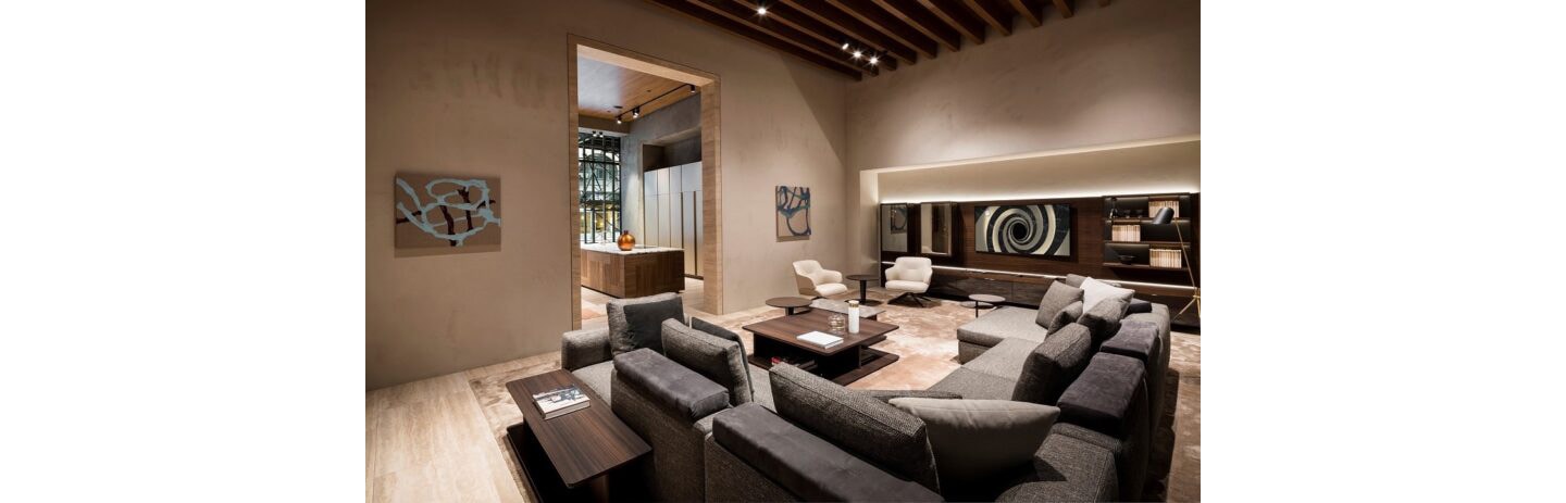 The living room showroom of Molteni&C’s flagship store in New York City with LG OLED TV harmonizing with the furniture. 