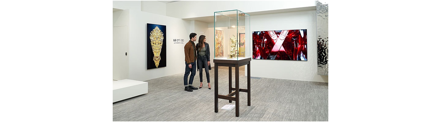 LG OLED Art Project Showcases Stunning NFT Artwork at Frieze Los Angeles 2023