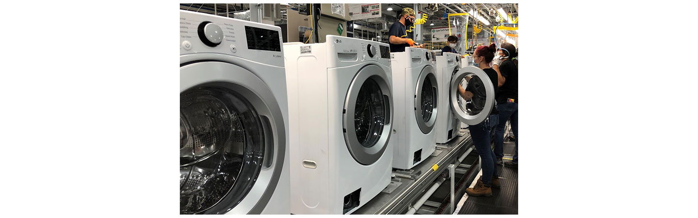 LG PAYS TRIBUTE TO U.S. WORKERS FOR ONE MILLION WASHING MACHINES